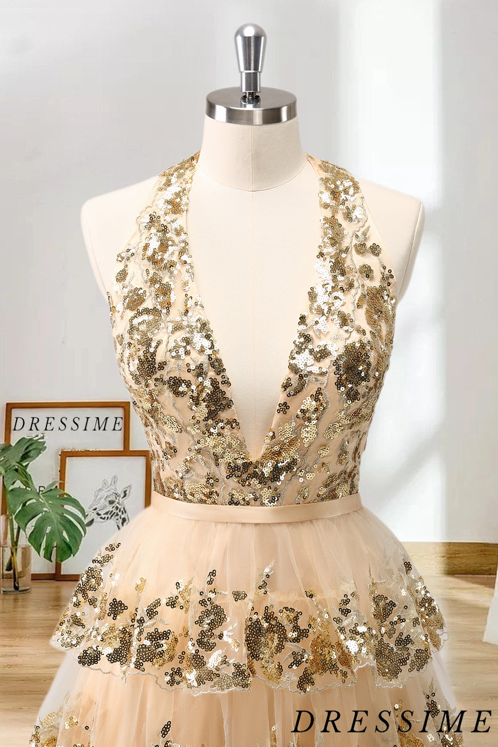 Dressime A Line Halter Tulle Short/Mini Tiered Homecoming Dress With Sequin Appliques dressime