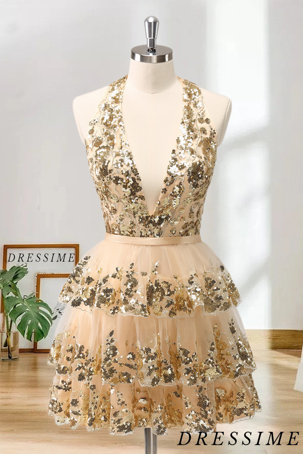 Dressime A Line Halter Tulle Short/Mini Tiered Homecoming Dress With Sequin Appliques dressime