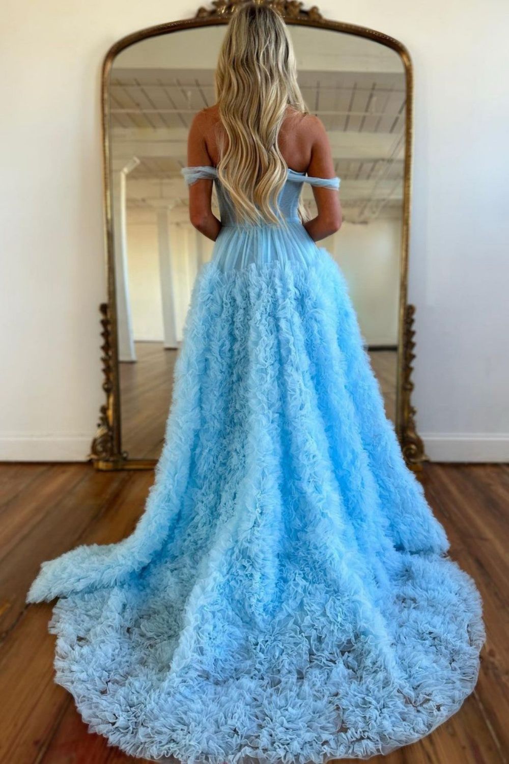 dressimeA-Line Off Shoulder Tulle Long Prom Dresses With Slit 