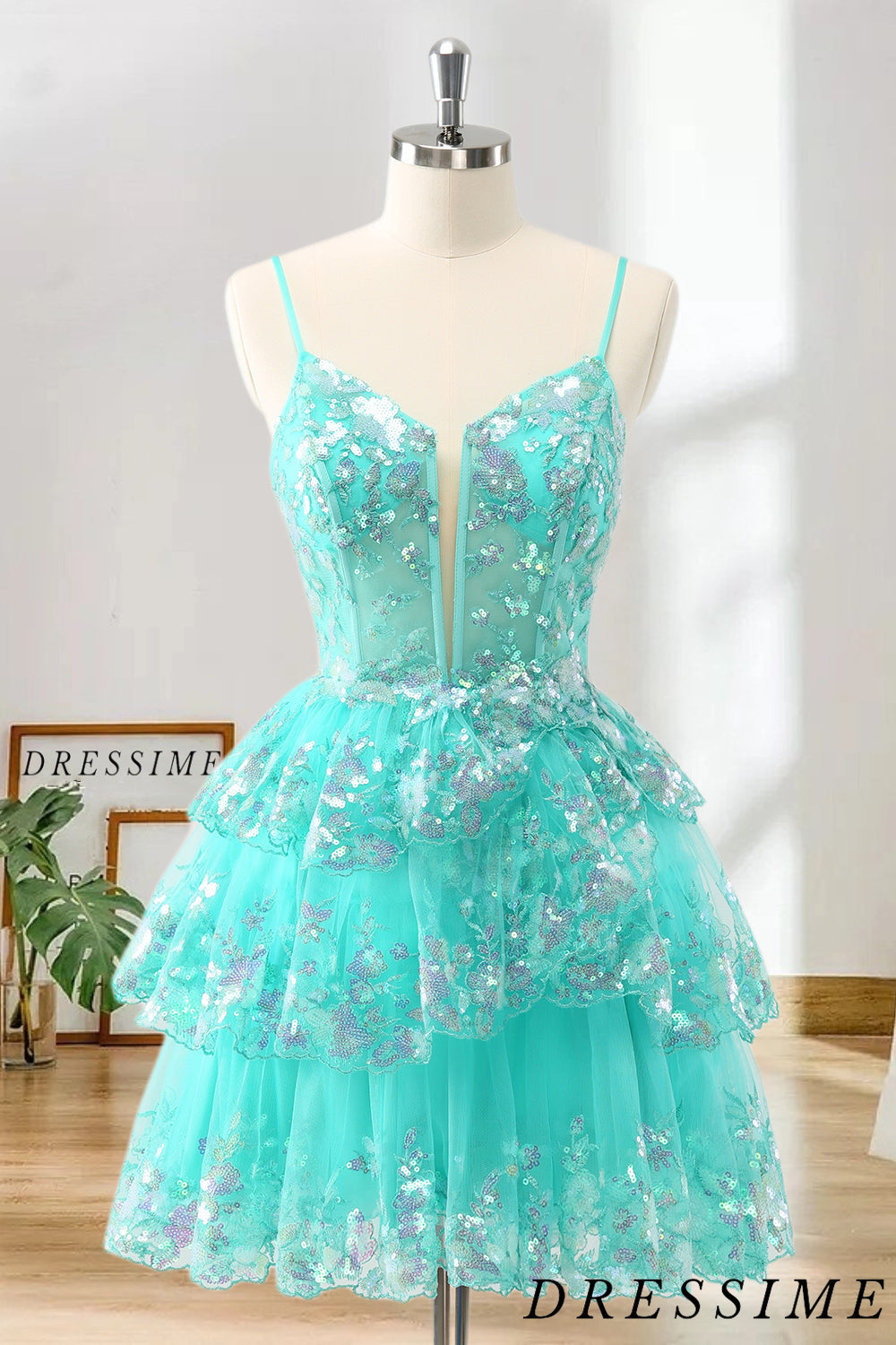 Dressime A Line Spaghetti Straps Tulle Tiered Short/Mini Homecoming Dress with Sequins dressime