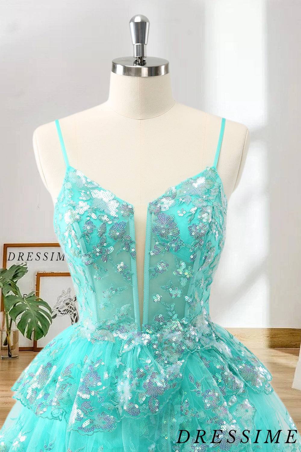 Dressime A Line Spaghetti Straps Tulle Tiered Short/Mini Homecoming Dress with Sequins dressime