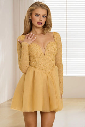 Dressime A Line Sweetheart Long Sleeves Tulle Short/Mini Homecoming Dress With Beaded dressime