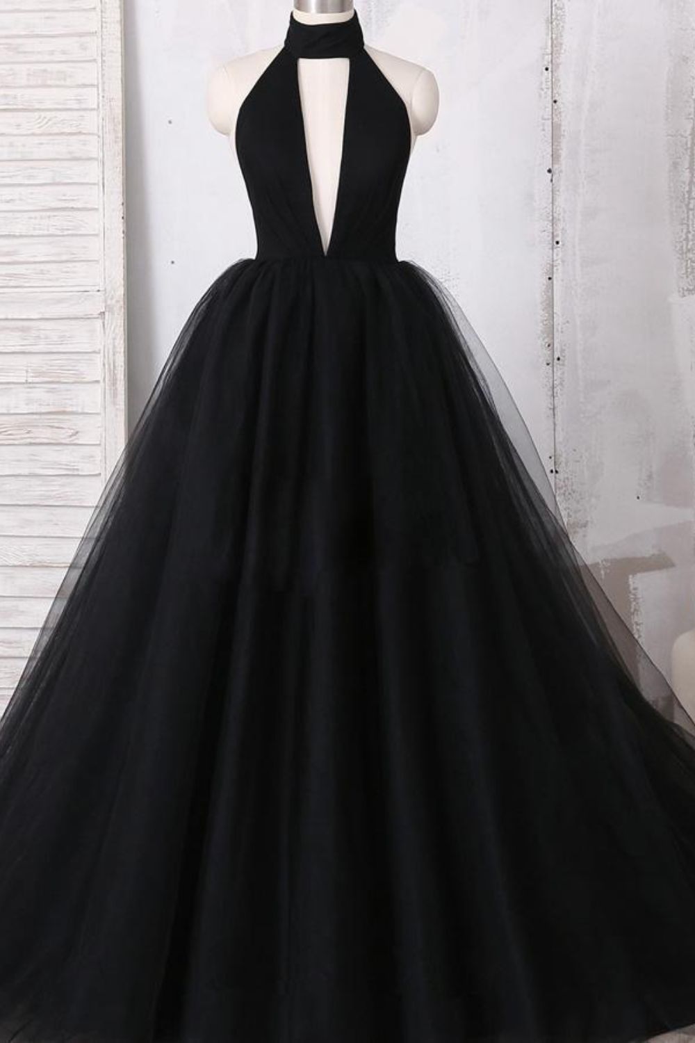 Dressime Ball Gown Halter V-Neck Tulle Long Princess Dress dressime