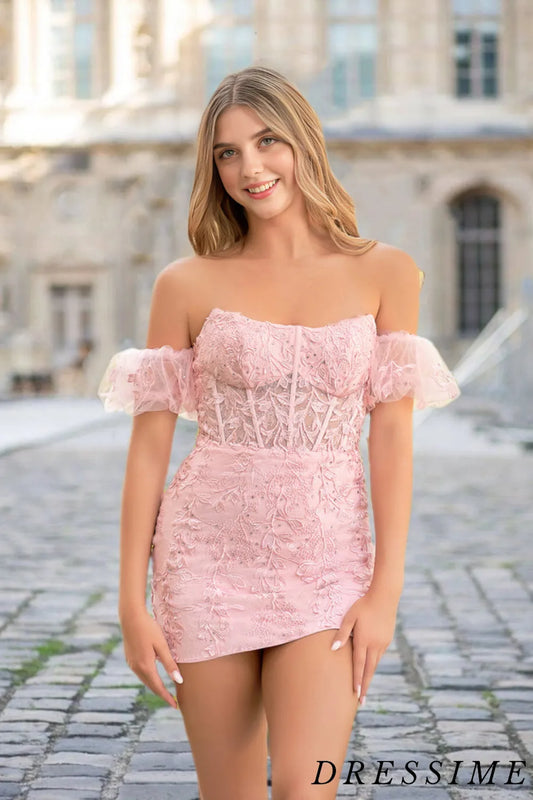 Dressime Bodycon Strapless Lace Short/Mini Homecoming Dress with Appliques dressime