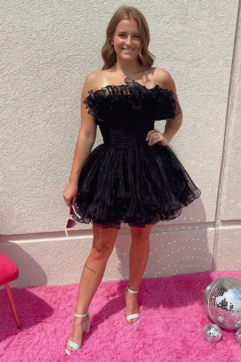 dressimeCute Strapless Pleated Ruffles Short Homecoming Dresses 