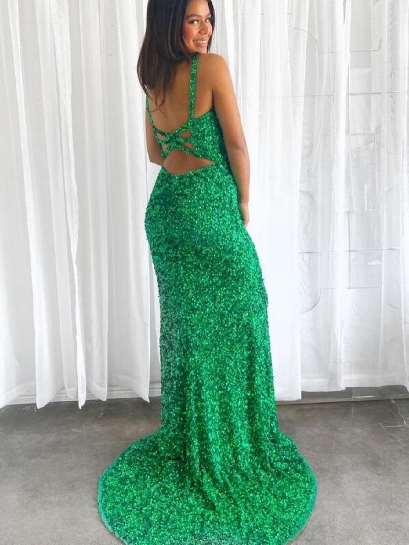 dressimeGlitter Mermaid Sequins V Neck Long Prom Dresses with Slit 