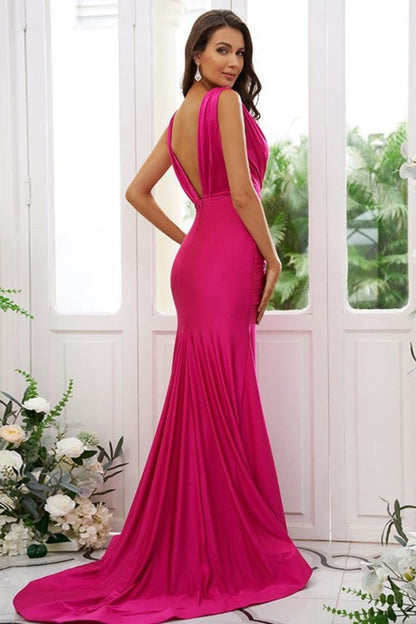 dressimeMermaid V Neck Backless Ruched Bridesmaid Dresses 