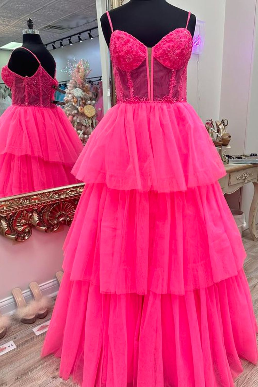 Dressime Plus Size A Line Spaghetti Straps Tulle Tiered Long Prom Dress With Appliques dressime