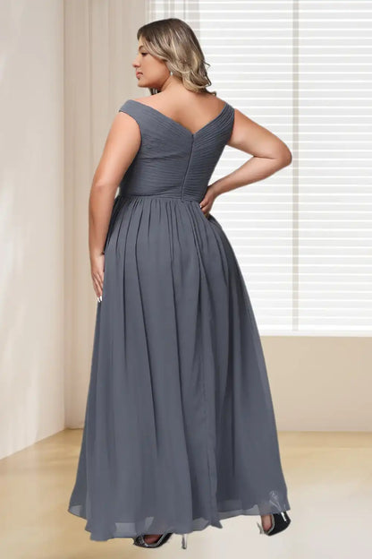 Dressime Plus Size V Neck Chiffon Long Bridesmaid Dress With Pockets dressime