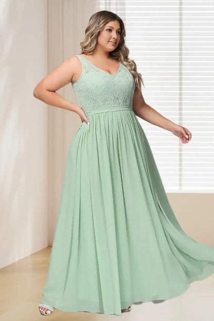 Dressime Plus Size V Neck Lace & Chiffon Long Bridesmaid Dress dressime