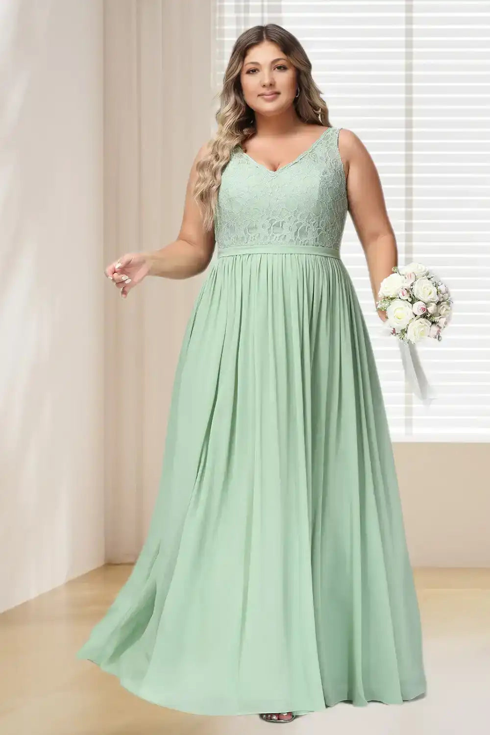 Dressime Plus Size V Neck Lace & Chiffon Long Bridesmaid Dress dressime