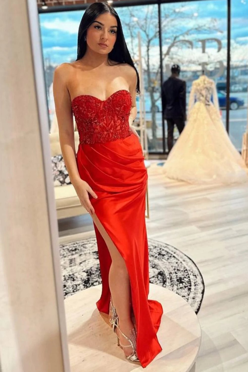 dressimeSparkly Sheath Sweetheart Corset Long Prom Dress with Slit 