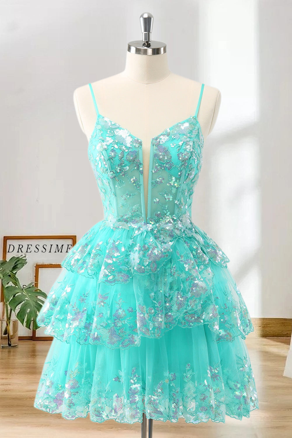 Dressime A Line Spaghetti Straps Tulle Tiered Short/Mini Homecoming Dress with Sequins