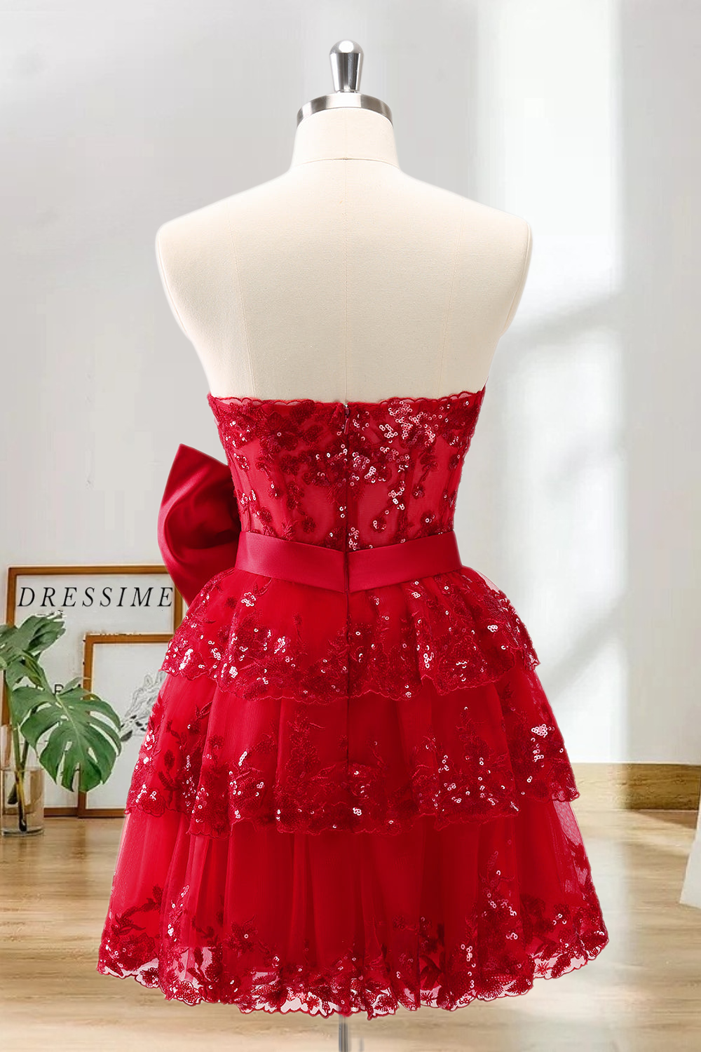 Dressime A Line Sweetheart Sequin Appliques Tiered Short/Mini Homecoming Dress With Bow