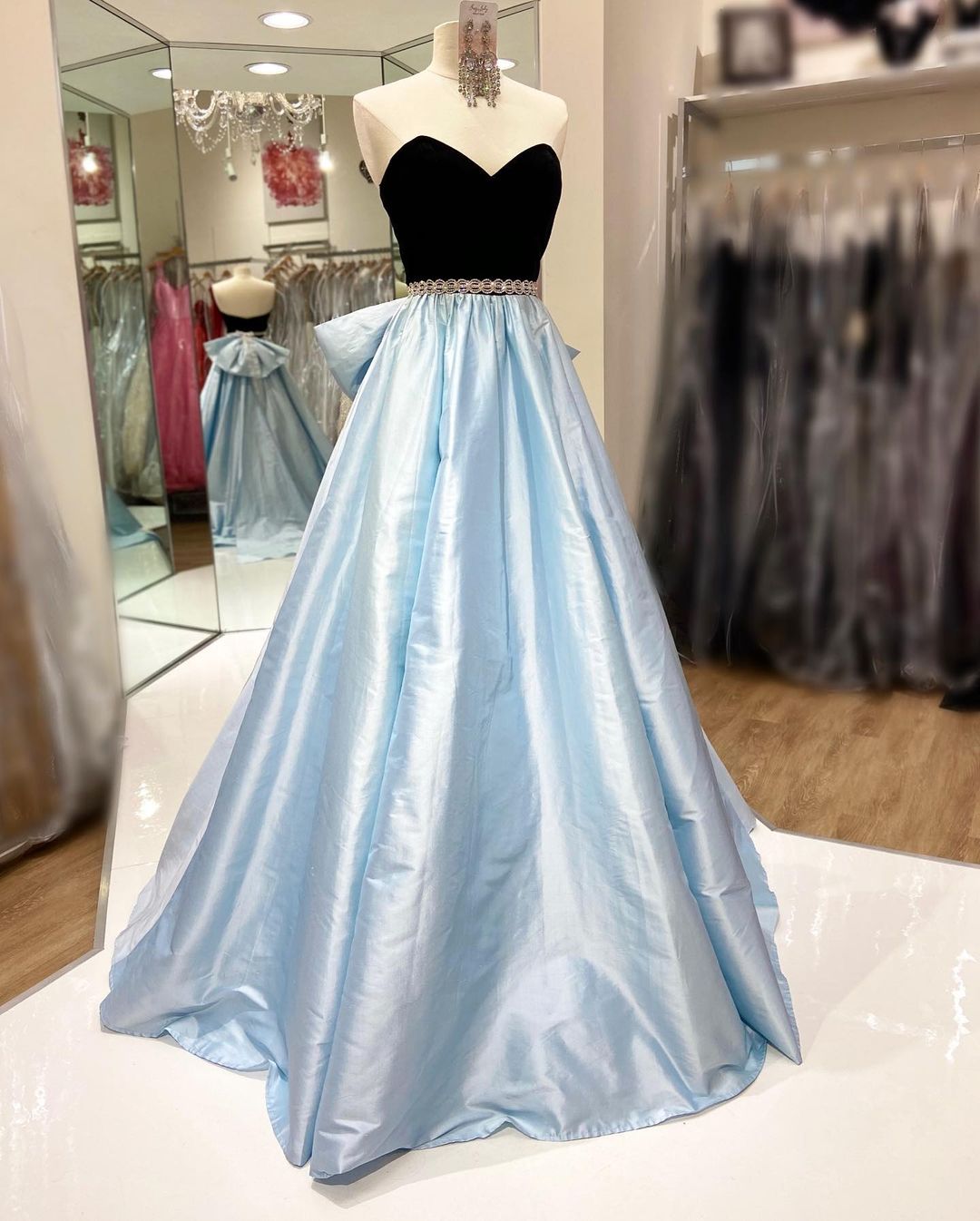 Dressime A Line Sweetheart Satin Long Prom Dress With Bowknot